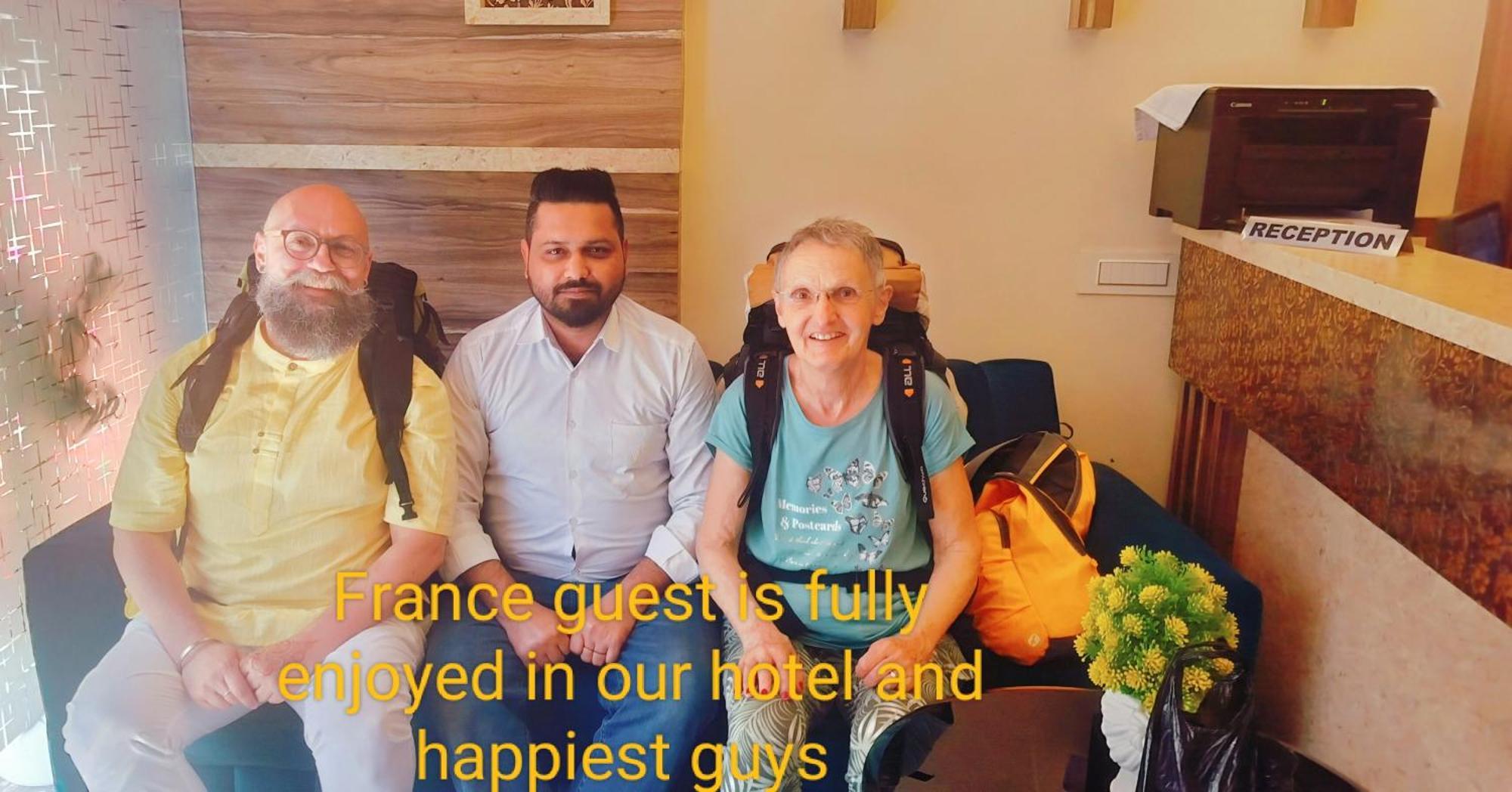 אמריצר Hotel Heaven View - 50M From Golden Temple מראה חיצוני תמונה